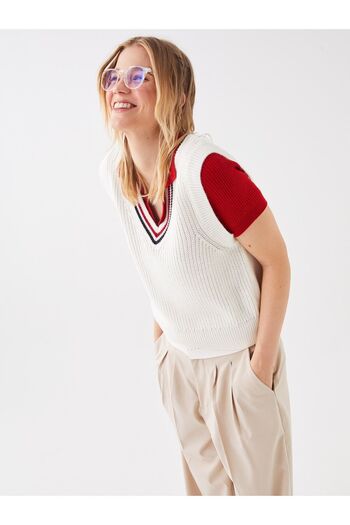 LC Waikiki Women's V-Neck Plain Knitwear Sweater