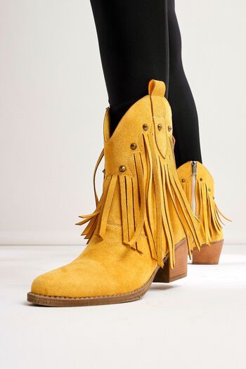 Limoya Lillebeth Yellow Suede Tasseled Staple Western Women's Boots