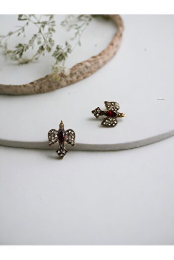 FAYRA ACCESSORIES أقراط الزمرد الشكل السنونو