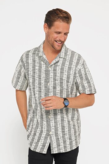 Tudors Men's Striped Relaxed Fit Short Sleeve Apache Collar Ecru Summer Shirt