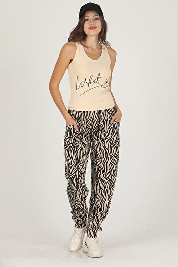 Jenny Daphne Lady Jenny Daphne - Comfortable Wear T-Shirt and Baggy Suit