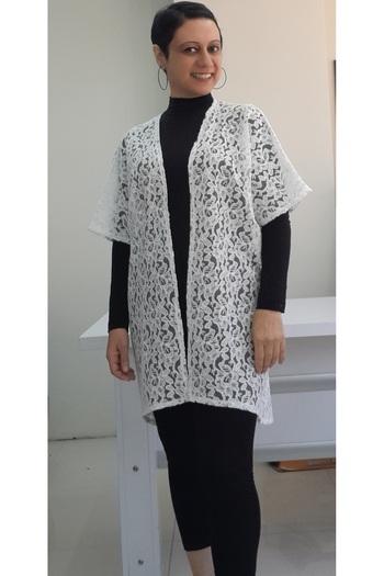 Mertcan Butik Bat Sleeve White Lace Vest