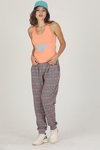 Jenny Daphne Lady Jenny Daphne - Comfortable Wear T-Shirt and Baggy Suit