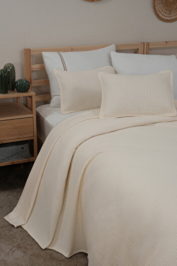 MEYN COLLECTİON Deluxe Double Pique Bed Set - Pillow Gift