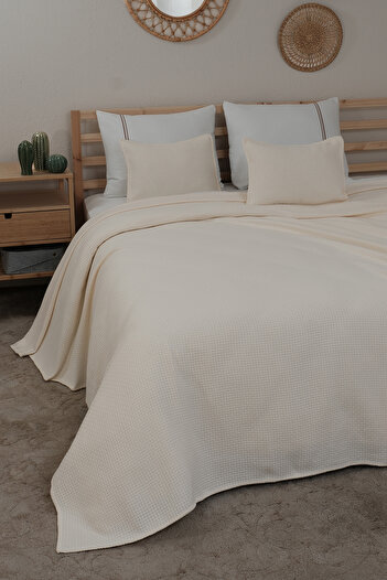 MEYN COLLECTİON Deluxe Double Pique Bed Set - Pillow Gift