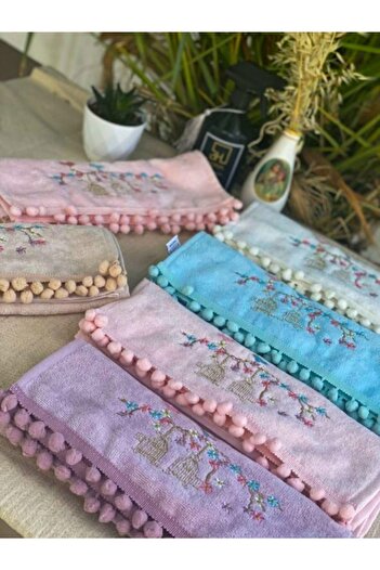 AYHANHOME 6’lı Kadife Ponponlu Kafes Nakışlı 30x50 Çeyizlik Mutfak Havlu Seti
