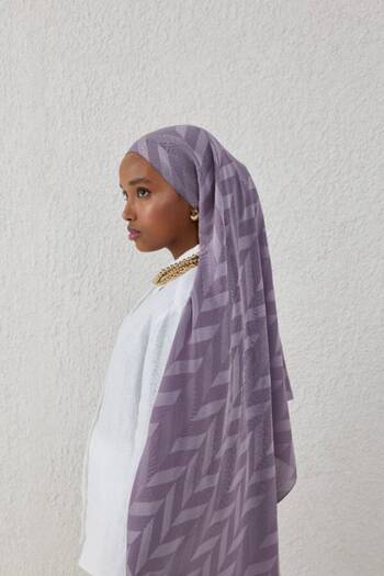 VALORSCARF Herringbone Patterned Jacquard Shawl - Dive Spur