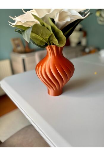 Limon 3D Desing Elegansia Decorative Plastic Vase - Ceramic Look, Stylish and Modern Design