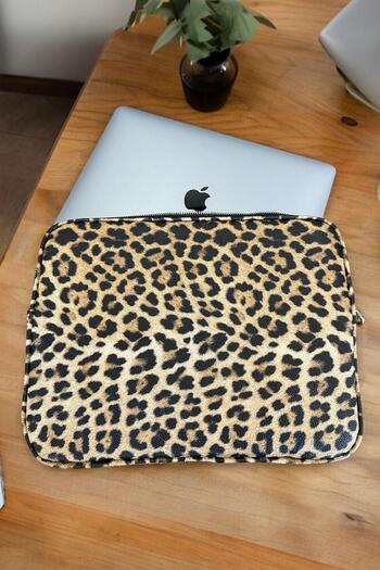 BAHELS 13-14 Inch Viral Brown Leopard Pattern Laptop and Tablet Case