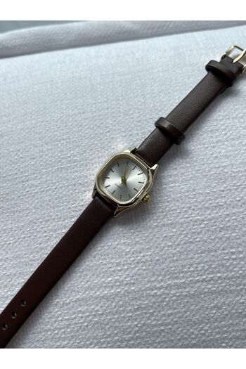 Juaste Darkbrown Wristwatch