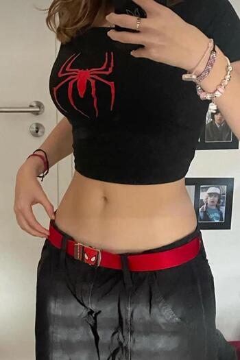 Carpe Short Cut Monopoly Girl Red Spider