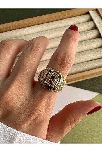 ringbox Limited Edition Gold Çok Renkli Taşlı Dörtgen Yüzük