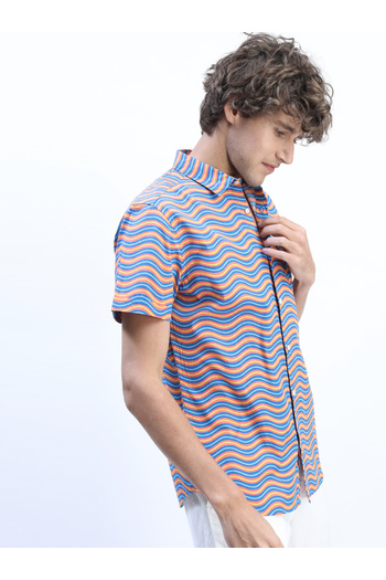 Highlander By Styli Wavy Striped Slim Fit Shirt with Short Sleeves