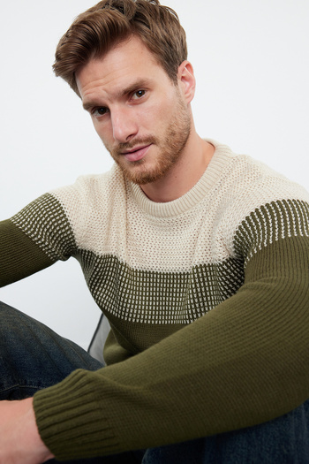 Trendyol Collection Khaki Color Blocked Slim Fit Crew Neck Knitwear Sweater - Tmnaw21Kz0543