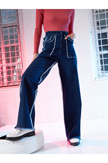 Sassafras By Styli High Rise Fringe Detail Straight Fit Jeans
