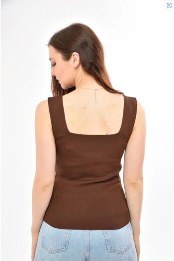 Housess Women's Thin Crop Summer Blouse - Thick Strap, Square Collar, Knitwear Fabric