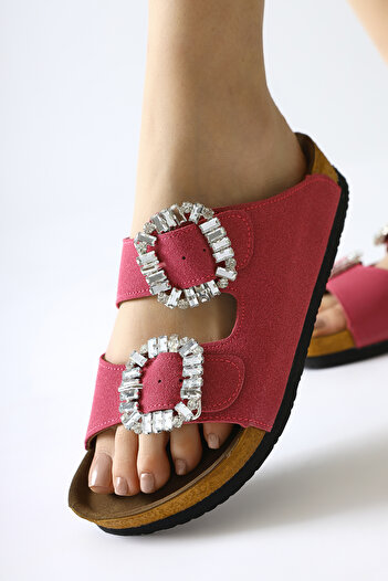 Limoya Venice Fuchsia Suede Stone Detailed Buckle Double Banded Women's Slippers