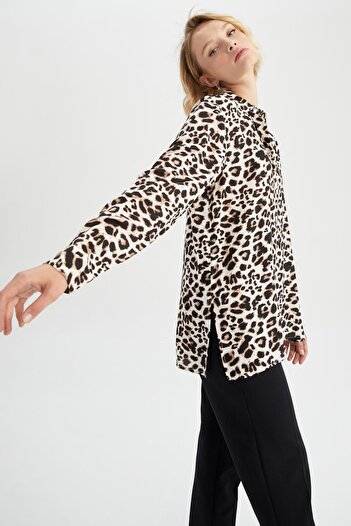 DeFacto Leopard Print Viscose Relax Fit Shirt - Long Sleeve W4515az22au