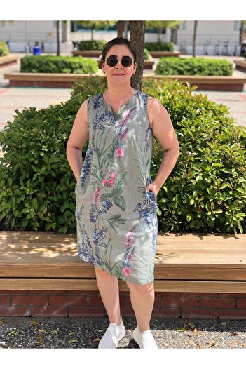 BAKTAGÖR Linen Dress - Basic Floral Pattern