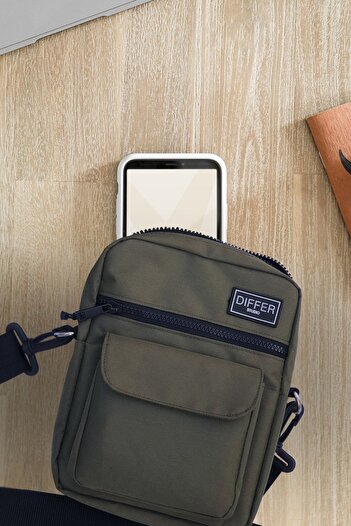Differ Khaki Green Shoulder Strap Bag