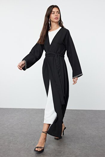 Trendyol Modest Black Stone Striped Woven Cap - Ferace/Abaya TCTSS24KF00037