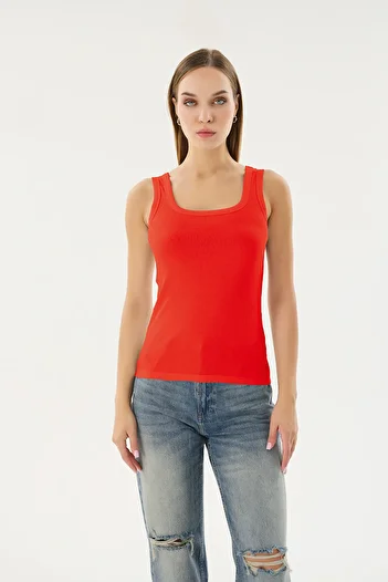 Sevim 16157 Model Women's Fittili Square Collar Sleeveless T-shirt