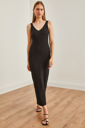 Olalook Black V Textured Maxi Knitwear Summer Dress - ELB-19002206