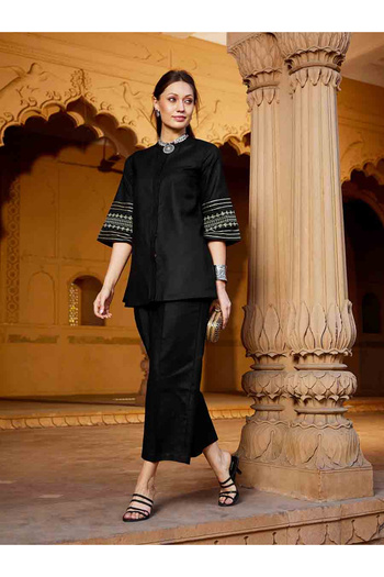 Sassafras By Styli Embroidered Sleeves Longline Blouse and Wide Leg Pants Set