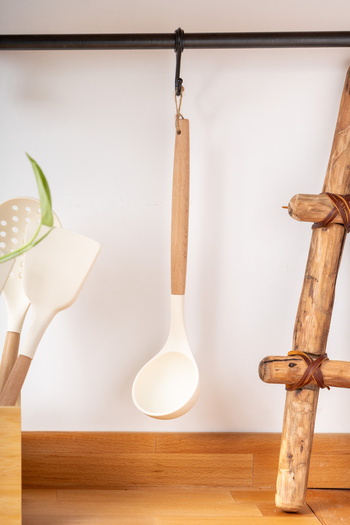 FH finehome White Silicone Ladle - Pelia Bamboo Handle