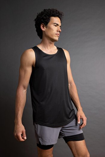 DeFacto Fit Slim Fit Bisiklet Yaka Sporcu Atlet Z5484az23sp