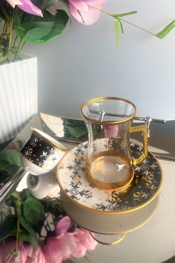 DECOSTYLE HEYBELİ KULPLU 18 PARÇA PORSELEN TABAK VE MIRRA ÇAY TAKIMI