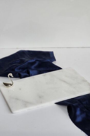 ioadesign Ece Real Thin Marble Tray 30x18 Cm - Silver Color with Swan Figure