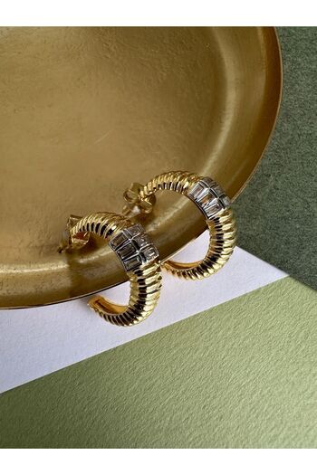 ringbox Gold Taşlı Çizgili Vintage Küpe