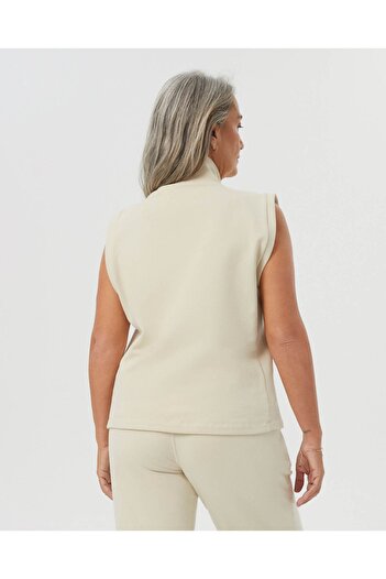 Ayma Active Vanilla Organic Cotton Stand Collar Reversible Zippered Vest