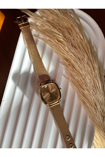 QUARTZ Rubsey Hasır Kordon Minimal Kadın Kol Saati Modern Gold Renk Vintage