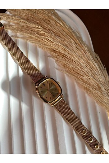 QUARTZ Rubsey Hasır Kordon Minimal Kadın Kol Saati Modern Gold Renk Vintage