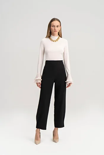 Touché Privé Ribbed Crepe Trousers
