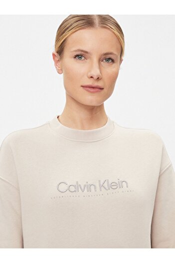 Calvin Klein Kadın Marka Logolu Pamuklu Normal Kalıp Günlük Gri Sweatshirt K20K206757-PA8