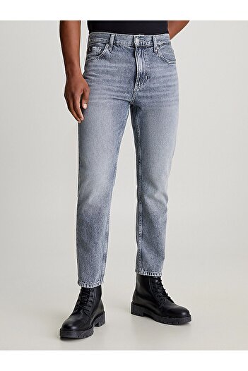 Calvin Klein Men's Regular Waisted Slim Fit Straight Leg Gray Jeans J30J324837-1BZ