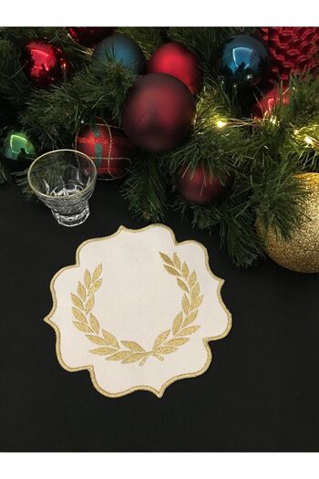 Soft Colours 2 Pieces Decorative Embroidery Embroidered Gold Glitter Spike Pattern Cocktail Presentation Napkin Coffee Side