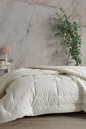 Soley Feelwool Double Natural Wool Quilt - 195x215
