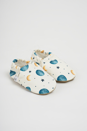 BabyZilla Non-slip Sole with Baby Booties - Home Boots, Nursery Shoes and Summer Slippers