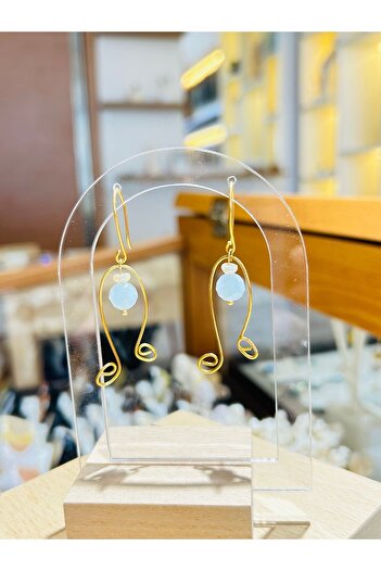 Luna Aquamarine and Pearl Earring Design