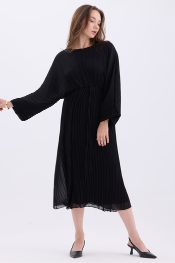 MD trend Lined Waist Gathered Chiffon Dress - Crew Neck and Sleeve Detail