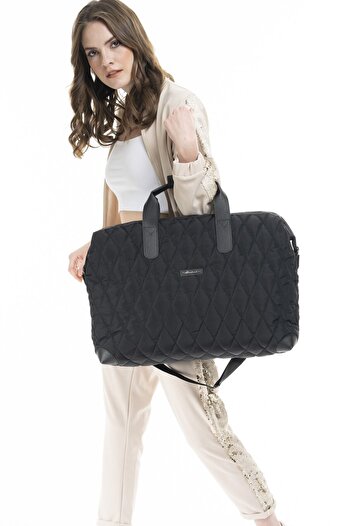 Matthew Cox Geantă sport pentru femei din satin negru - T222