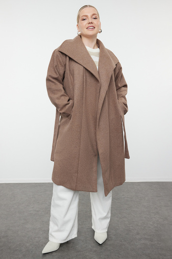 Trendyol Curve Wide Collar Mink Stamp Coat - Belted, Loose Fit TBBAW23KB00001