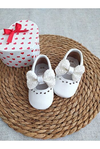 MİNİBİRİ One is Princess Model White Baby Girl Leather Loafer Booties