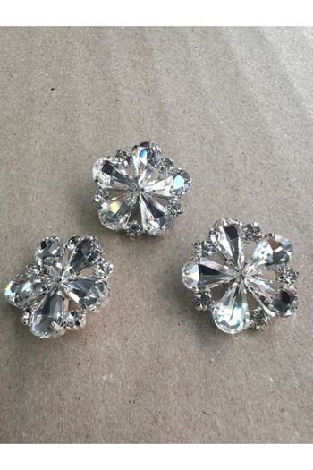ODDA TASARIM ATÖLYESİ Crystal stone large flower pattern 3 pcs button set