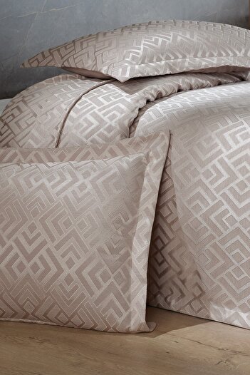 BİRHOME Estila Jacquard Chenille Double Bedspread (beige)
