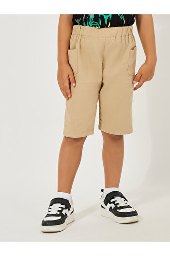 Styli Solid Pocket Detail Shorts